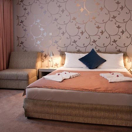 Hotel Kralj Vrnjačka Banja 客房 照片