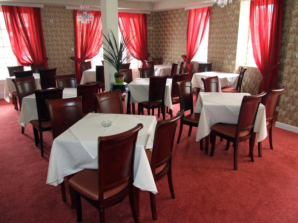 Hotel Kralj Vrnjačka Banja 外观 照片