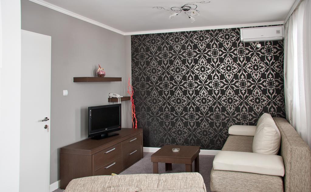 Hotel Kralj Vrnjačka Banja 客房 照片