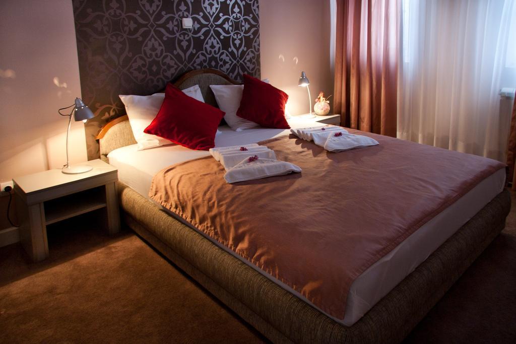 Hotel Kralj Vrnjačka Banja 客房 照片